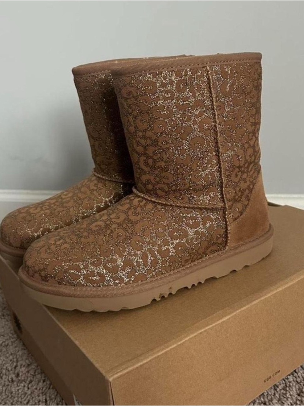 UGG Glitter Leopard Boots in Chestnut Brown